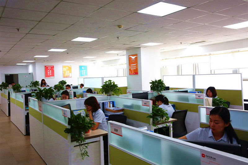 作为全国第15家开业的持牌消费金融公司,在现阶段发力还具有明显的后